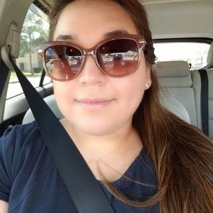 Meet your Posher, Toni